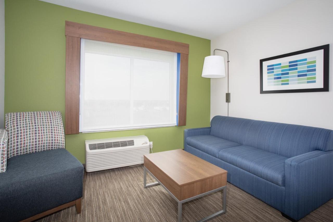 Holiday Inn Express & Suites - Goodland I-70, An Ihg Hotel Extérieur photo