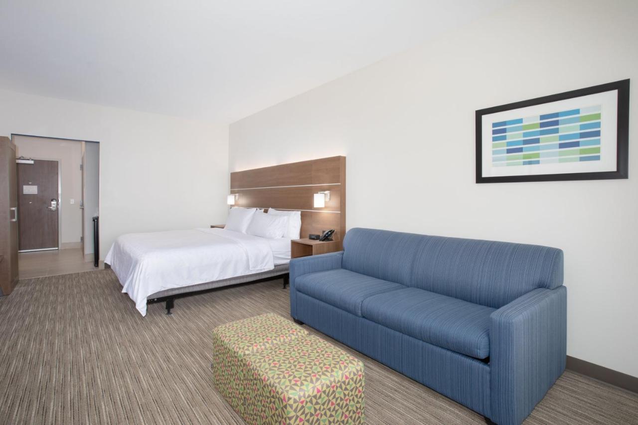 Holiday Inn Express & Suites - Goodland I-70, An Ihg Hotel Extérieur photo