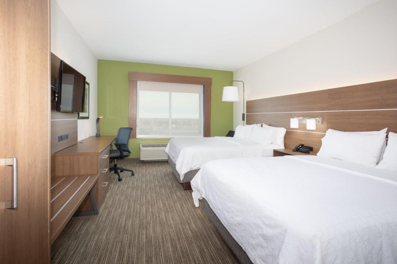 Holiday Inn Express & Suites - Goodland I-70, An Ihg Hotel Extérieur photo